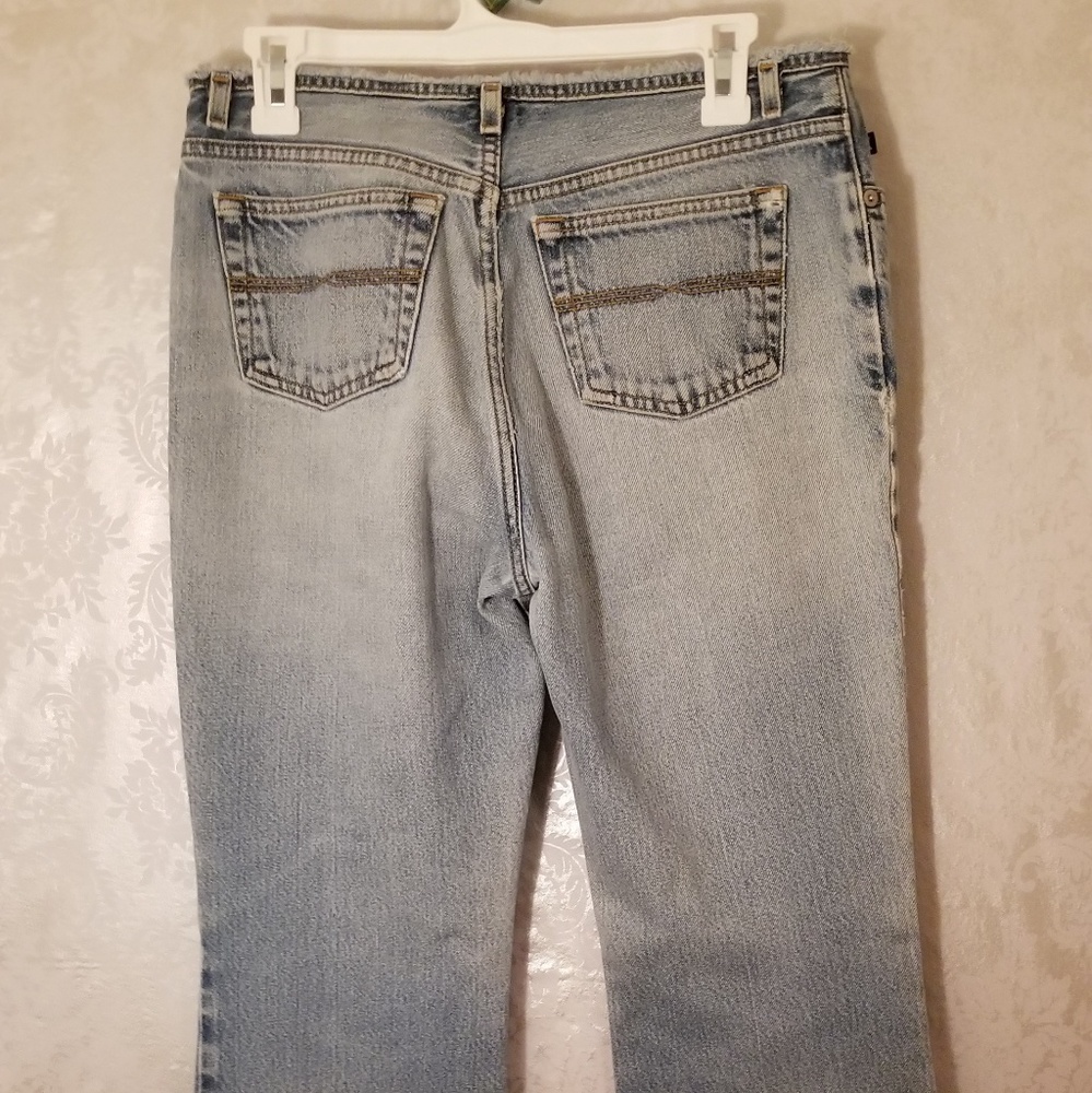 Express Jean's - Picture 3 of 5
